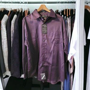 Men's long-sleeved button shirt